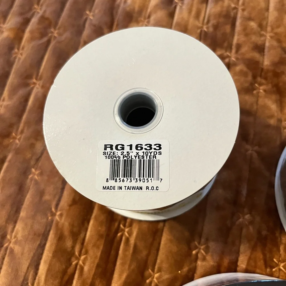 Signature Ribbon Collection - Red, Green, Gold - Picture 7 of 8